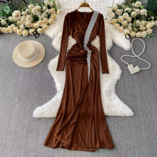 فستان نسائي فاخر V-Neck كريستال ماسي